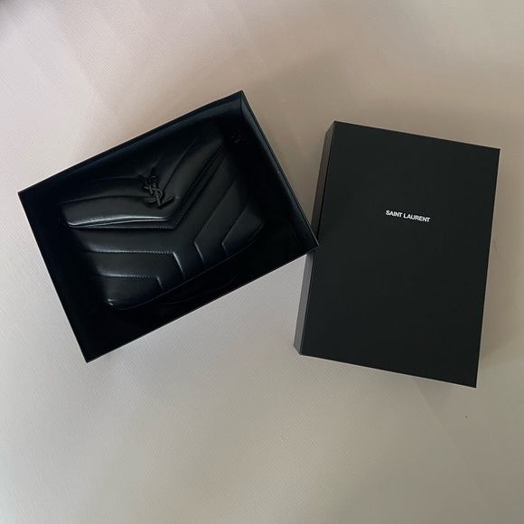 Saint Laurent Toy Loulou In Quilted Leather - Picture 2 of 13